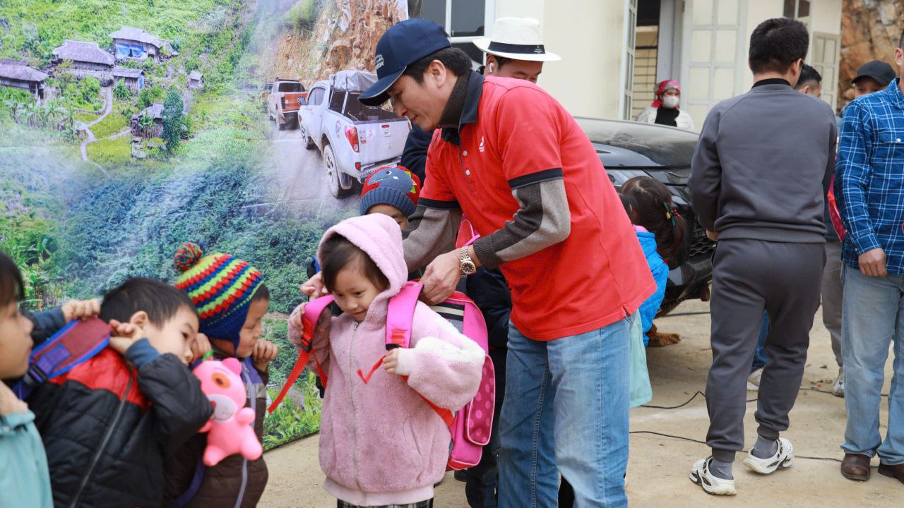 Các hoạt động hỗ trợ giáo dục và cộng đồng quý IV/2025